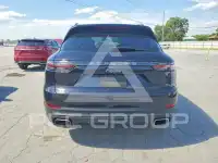 2020 Porsche Cayenne photo