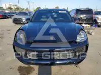 2020 Porsche Cayenne photo