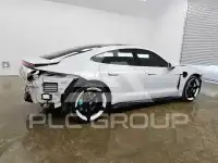2020 Porsche Taycan фото