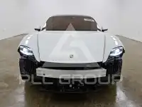 2020 Porsche Taycan фото