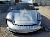 2020 Porsche Taycan фото