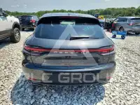 2020 Porsche MACAN photo