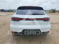 2020 Porsche MACAN photo