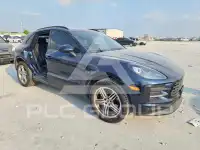 2020 Porsche MACAN photo