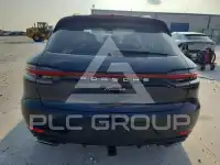 2020 Porsche MACAN photo