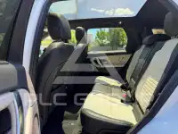 2020 Land Rover Discovery photo