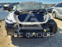 2020 Tesla Model Y фото