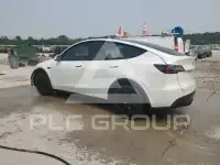 2020 Tesla Model Y фото