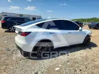 2020 Tesla Model Y фото