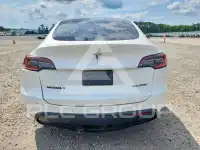 2020 Tesla Model Y photo