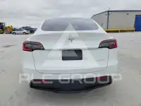 2020 Tesla Model Y фото