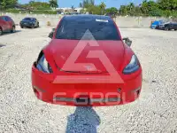 2020 Tesla Model Y фото