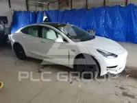 2020 Tesla MODEL 3 фото