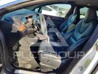 2020 Tesla Model X photo