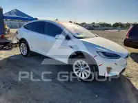 2020 Tesla Model X photo