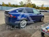 2020 Tesla Model X фото
