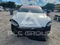 2020 Tesla Model X photo