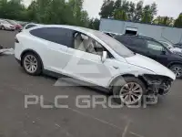 2020 Tesla Model X фото