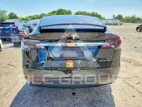 2020 Tesla Model X фото
