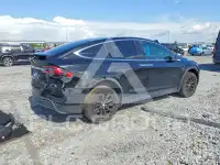 2020 Tesla Model X фото
