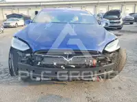 2020 Tesla Model X photo