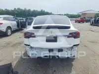 2020 Tesla Model X фото