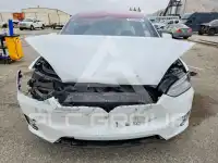 2020 Tesla Model X photo
