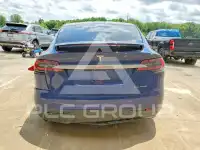 2020 Tesla Model X фото