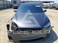 2020 Tesla Model X фото