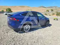 2020 Tesla Model X фото