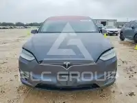 2020 Tesla Model X photo