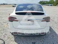 2020 Tesla Model X фото