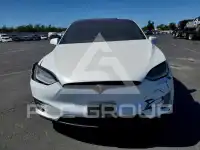 2020 Tesla Model X фото