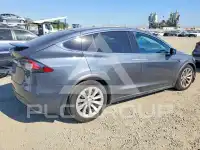 2020 Tesla Model X фото