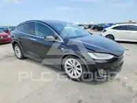 2020 Tesla Model X photo