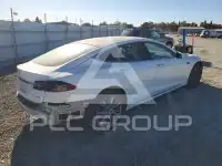 2020 Tesla Model S фото
