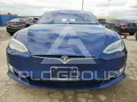 2020 Tesla Model S фото