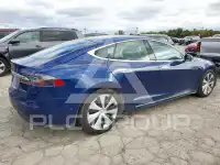 2020 Tesla Model S фото