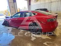 2020 Tesla Model S photo
