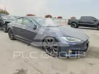 2020 Tesla Model S фото