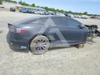 2020 Tesla Model S photo
