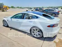 2020 Tesla Model S фото