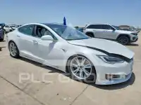 2020 Tesla Model S фото