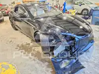 2020 Tesla Model S фото