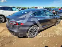 2020 Tesla Model S фото