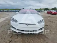 2020 Tesla Model S photo