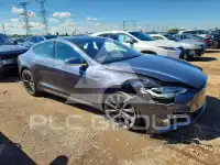 2020 Tesla Model S фото