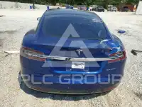 2020 Tesla Model S фото