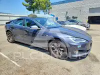 2020 Tesla Model S фото