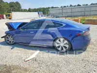 2020 Tesla Model S фото